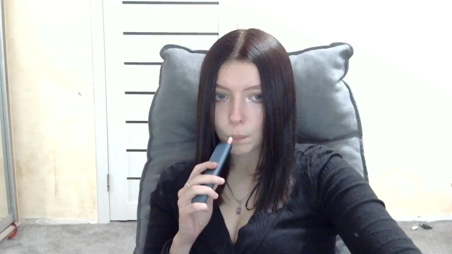 Gallery image thumbnail from MaybeMary's myfreecams stream on, 10/30/2024, 19:23 image 3 of 20