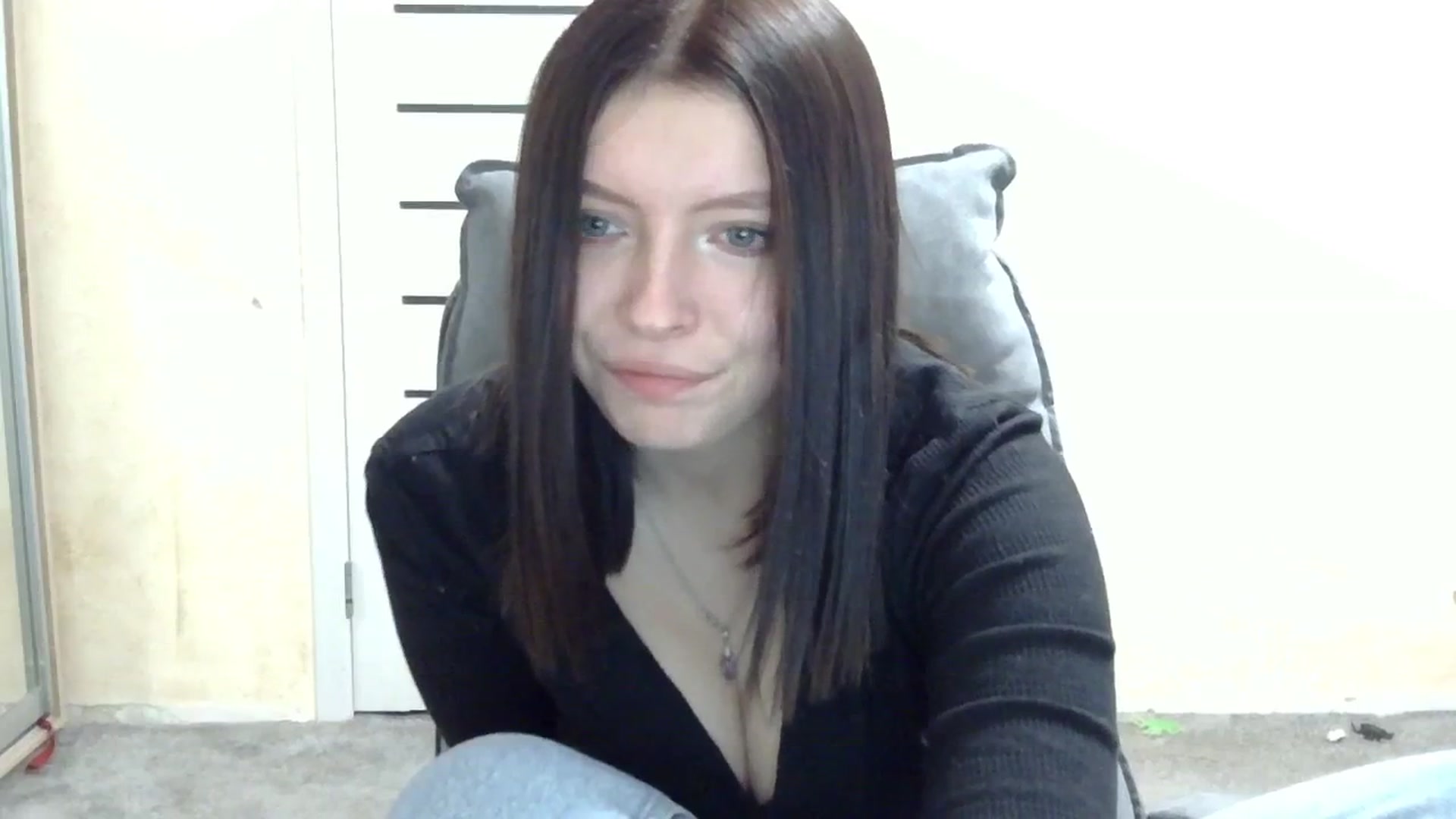 Gallery image thumbnail from MaybeMary's myfreecams stream on, 10/30/2024, 19:23 image 6 of 20