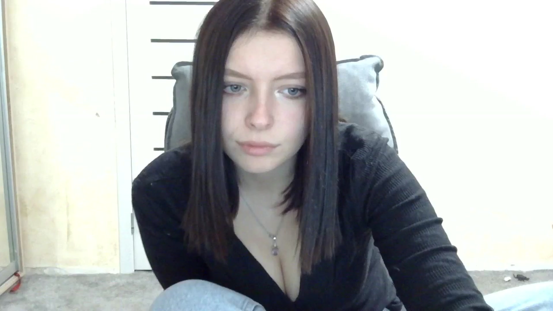 Gallery image thumbnail from MaybeMary's myfreecams stream on, 10/30/2024, 19:23 image 4 of 20