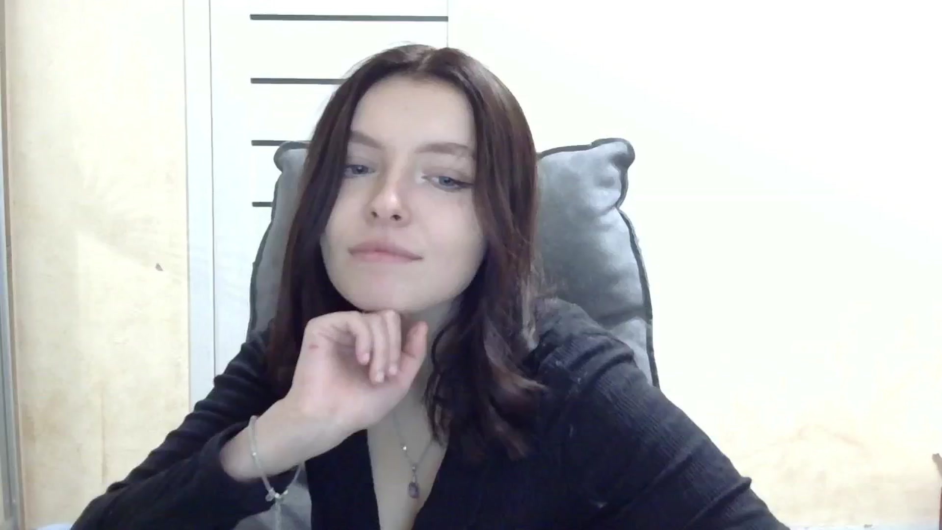 Gallery image thumbnail from MaybeMary's myfreecams stream on, 11/02/2024, 19:09 image 9 of 20