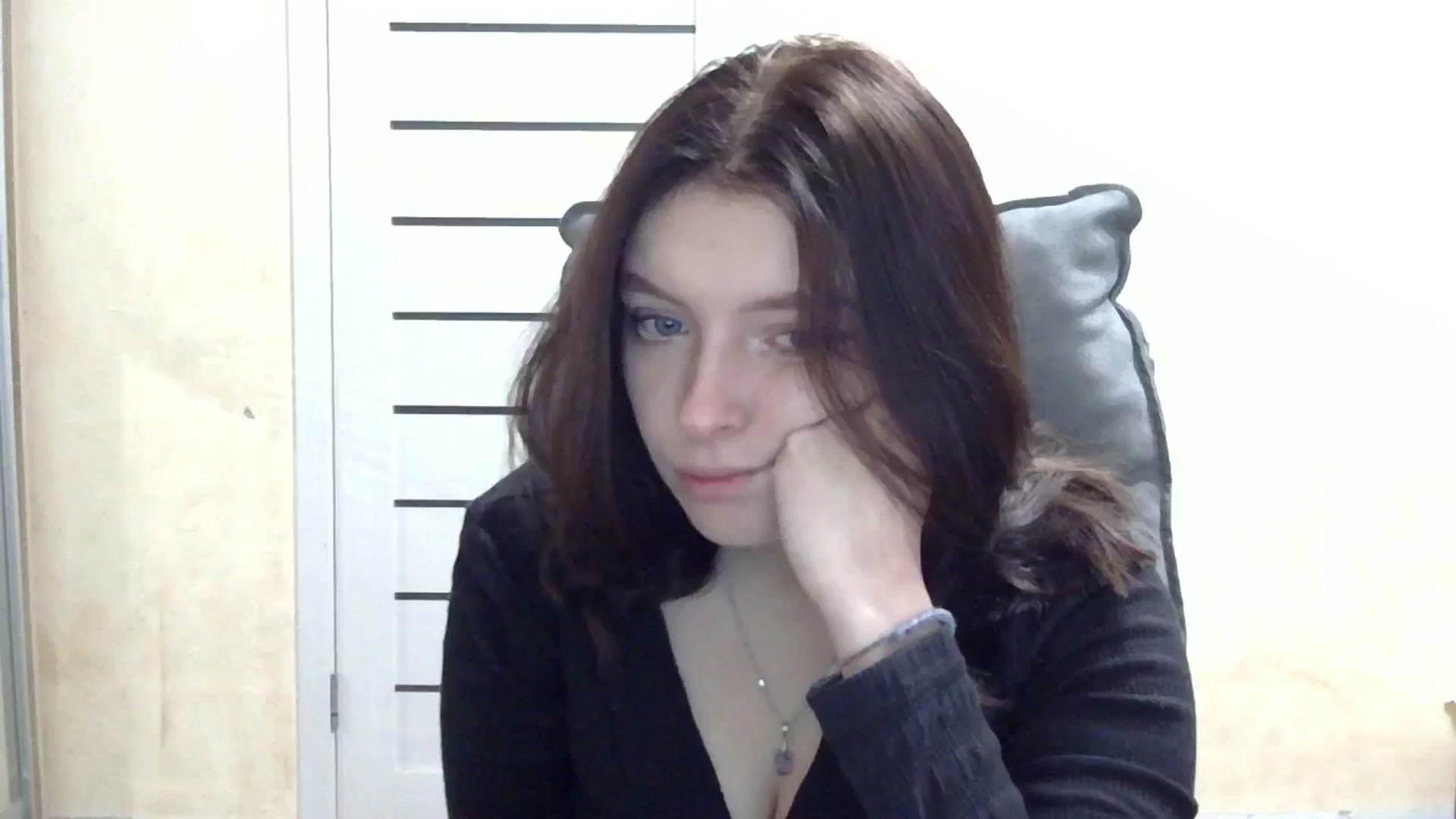 Gallery image thumbnail from MaybeMary's myfreecams stream on, 11/02/2024, 20:16 image 6 of 20