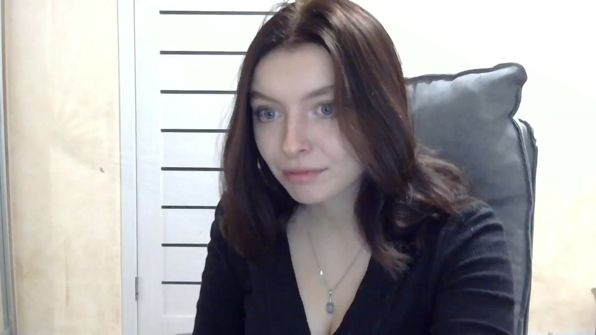 Gallery image thumbnail from MaybeMary's myfreecams stream on, 11/02/2024, 20:16 image 10 of 20