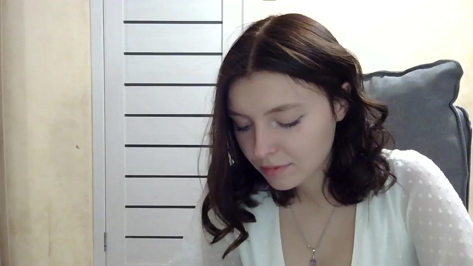 Gallery image thumbnail from MaybeMary's myfreecams stream on, 11/03/2024, 18:03 image 20 of 20