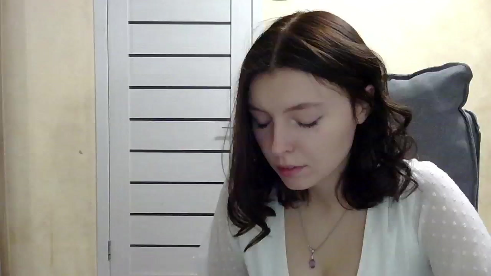 Gallery image thumbnail from MaybeMary's myfreecams stream on, 11/03/2024, 18:03 image 19 of 20
