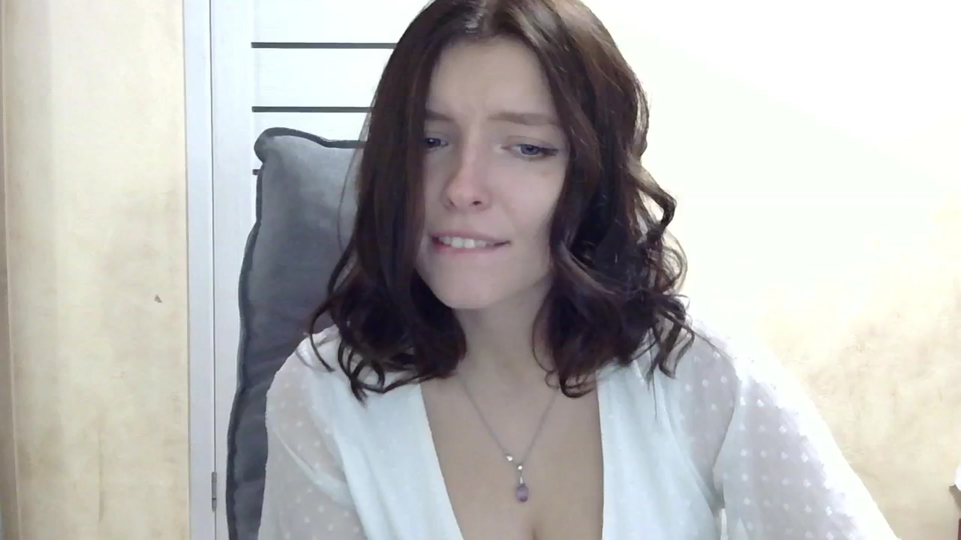 Gallery image thumbnail from MaybeMary's myfreecams stream on, 11/03/2024, 18:03 image 7 of 20
