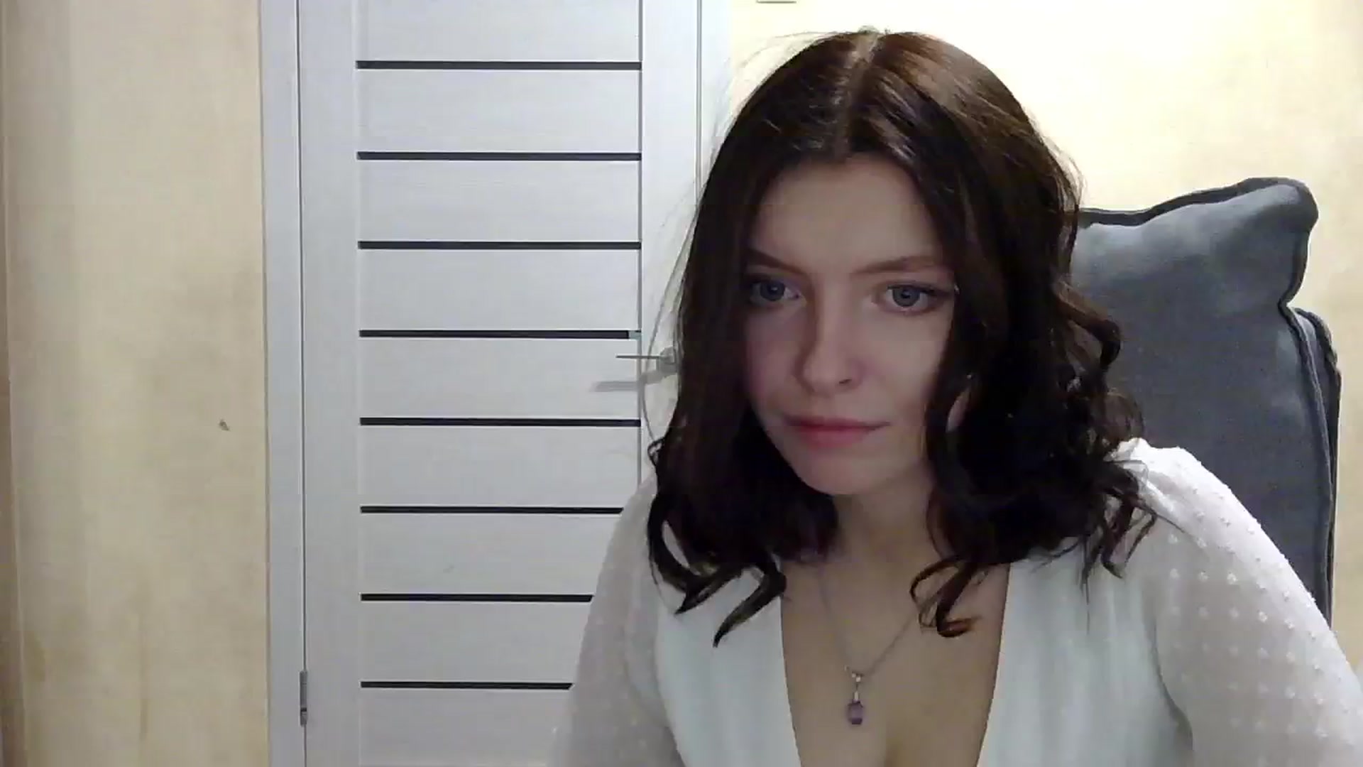 Gallery image thumbnail from MaybeMary's myfreecams stream on, 11/03/2024, 18:03 image 17 of 20
