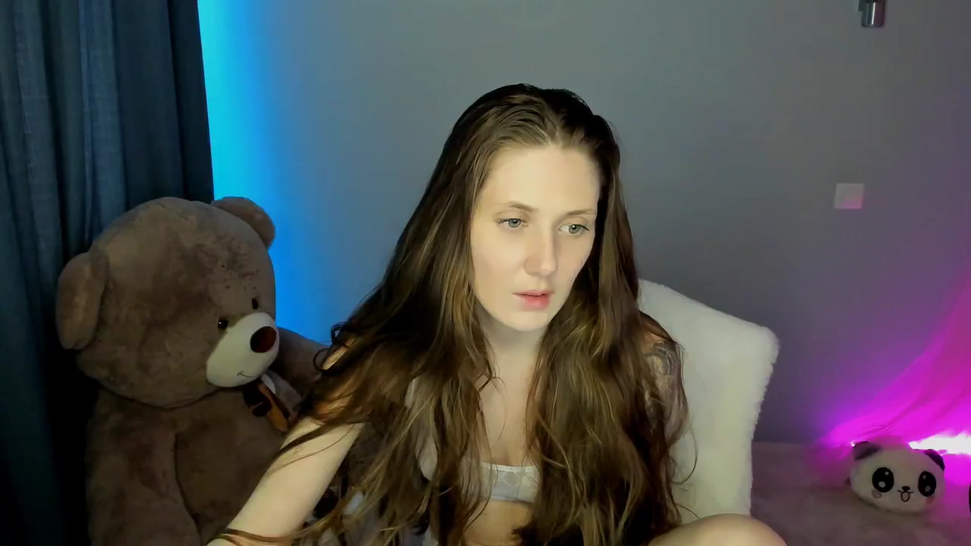 Gallery image thumbnail from MaybeTati's myfreecams stream on, 11/03/2024, 06:32 image 16 of 20