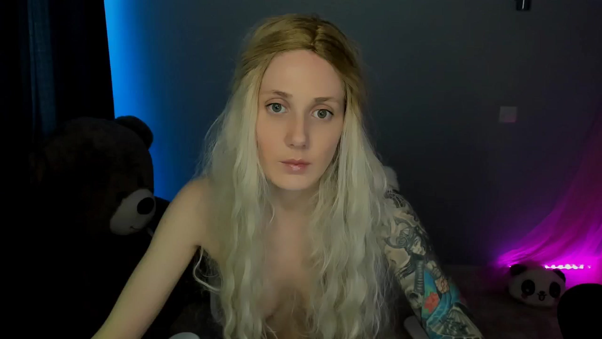 Gallery image thumbnail from MaybeTati's myfreecams stream on, 11/03/2024, 08:45 image 16 of 20