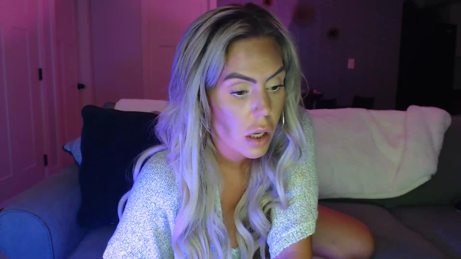 Gallery image thumbnail from MaysinRose's myfreecams stream on, 06/28/2023, 04:32 image 10 of 20