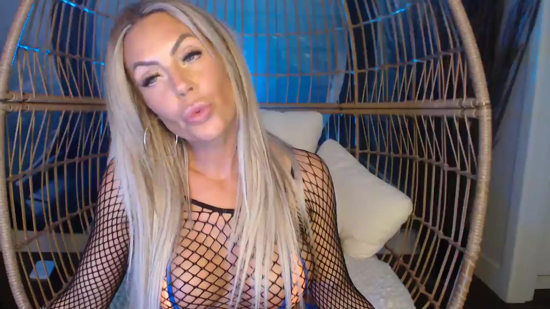 Gallery image thumbnail from MaysinRosexx's myfreecams stream on, 04/06/2026, 06:22 image 20 of 20