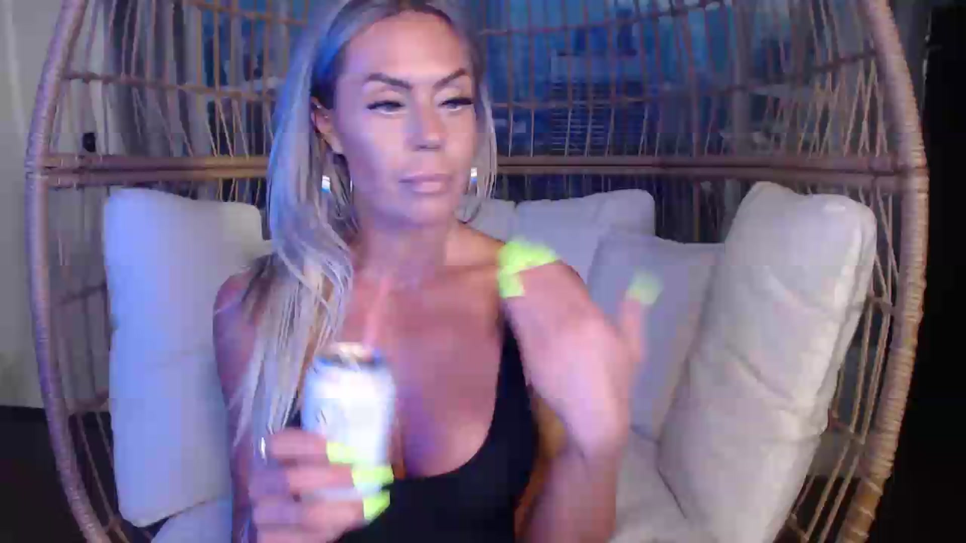 Gallery image thumbnail from MaysinRosexx's myfreecams stream on, 07/07/2026, 22:53 image 14 of 20