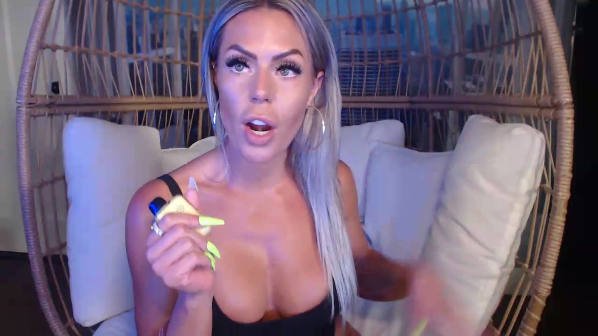 Gallery image thumbnail from MaysinRosexx's myfreecams stream on, 07/07/2026, 22:53 image 19 of 20