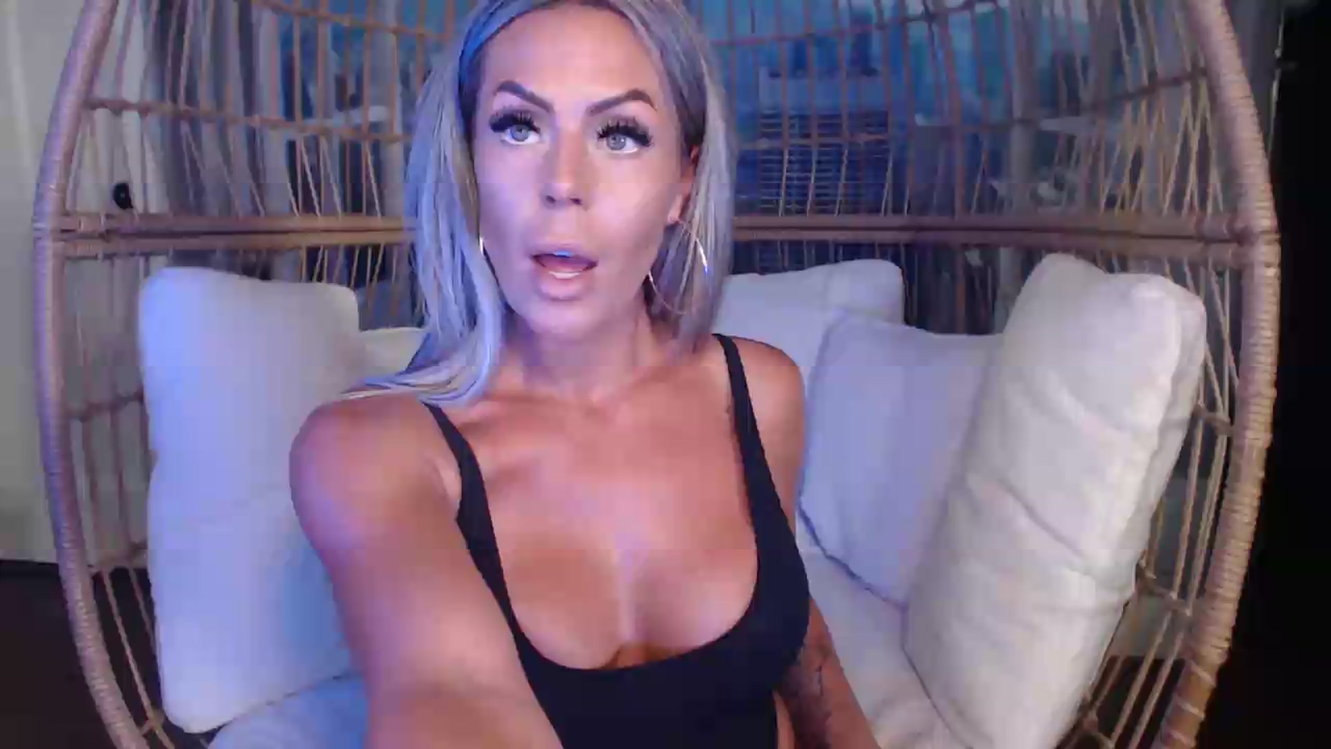 Gallery image thumbnail from MaysinRosexx's myfreecams stream on, 07/07/2026, 22:53 image 1 of 20