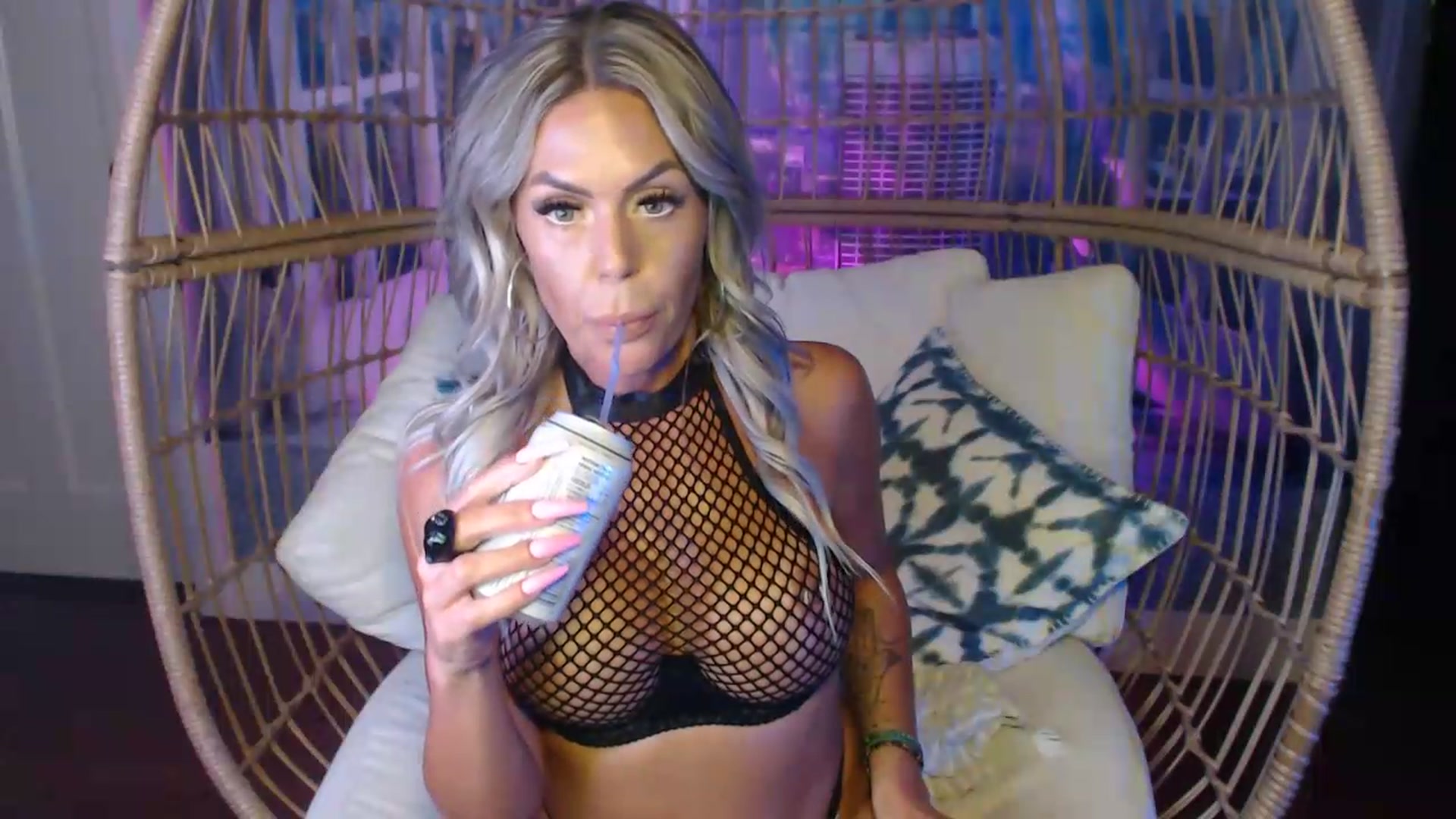 Gallery image thumbnail from MaysinRosexx's myfreecams stream on, 07/19/2026, 05:23 image 19 of 20