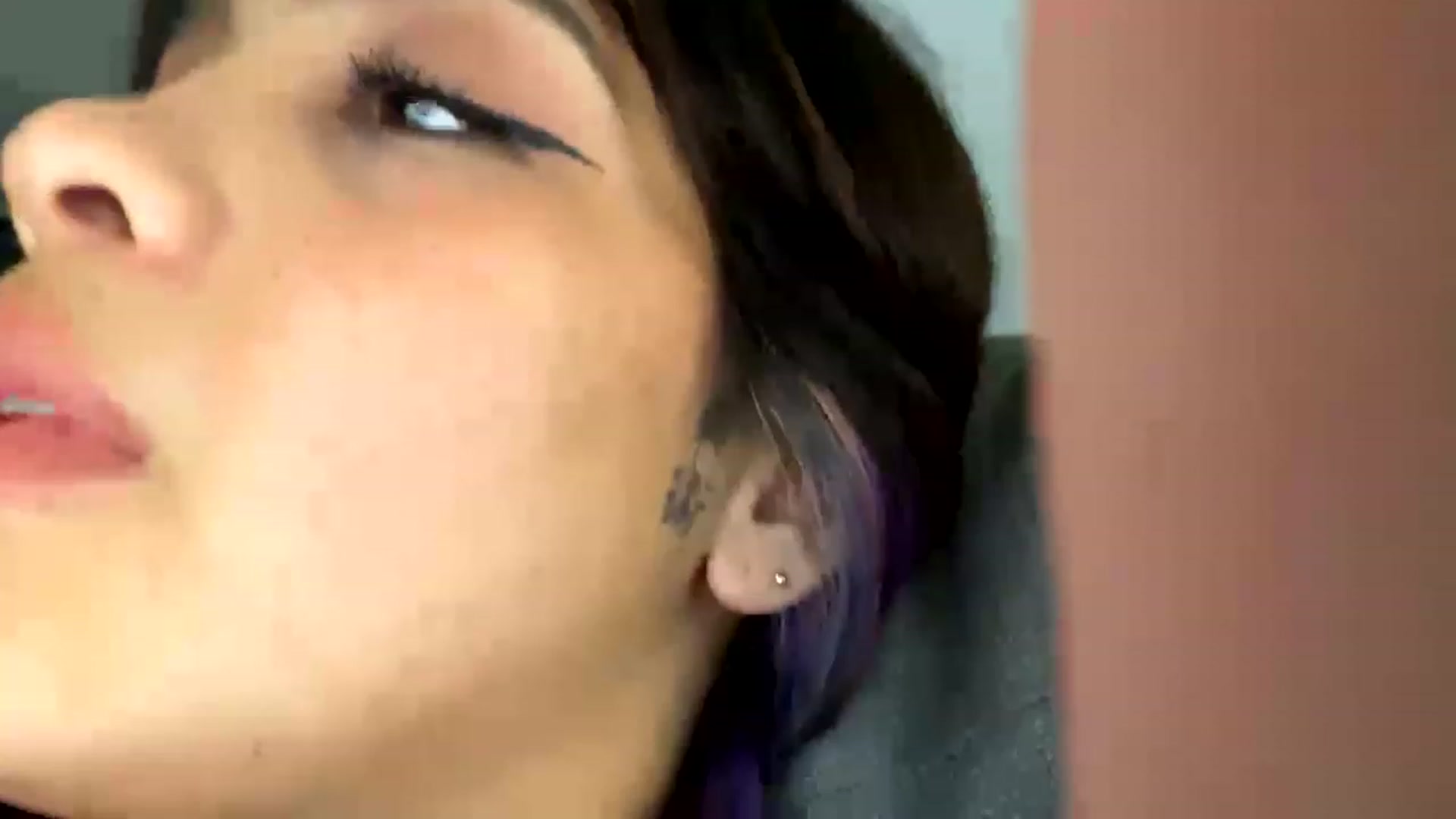 Gallery image thumbnail from Maysoon_'s myfreecams stream on, 12/09/2022, 04:16 image 16 of 20