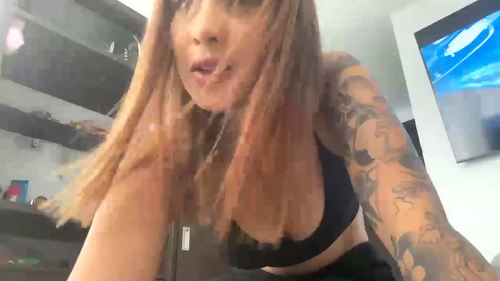 Gallery image thumbnail from Maysoon_'s myfreecams stream on, 03/04/2023, 18:06 image 11 of 20