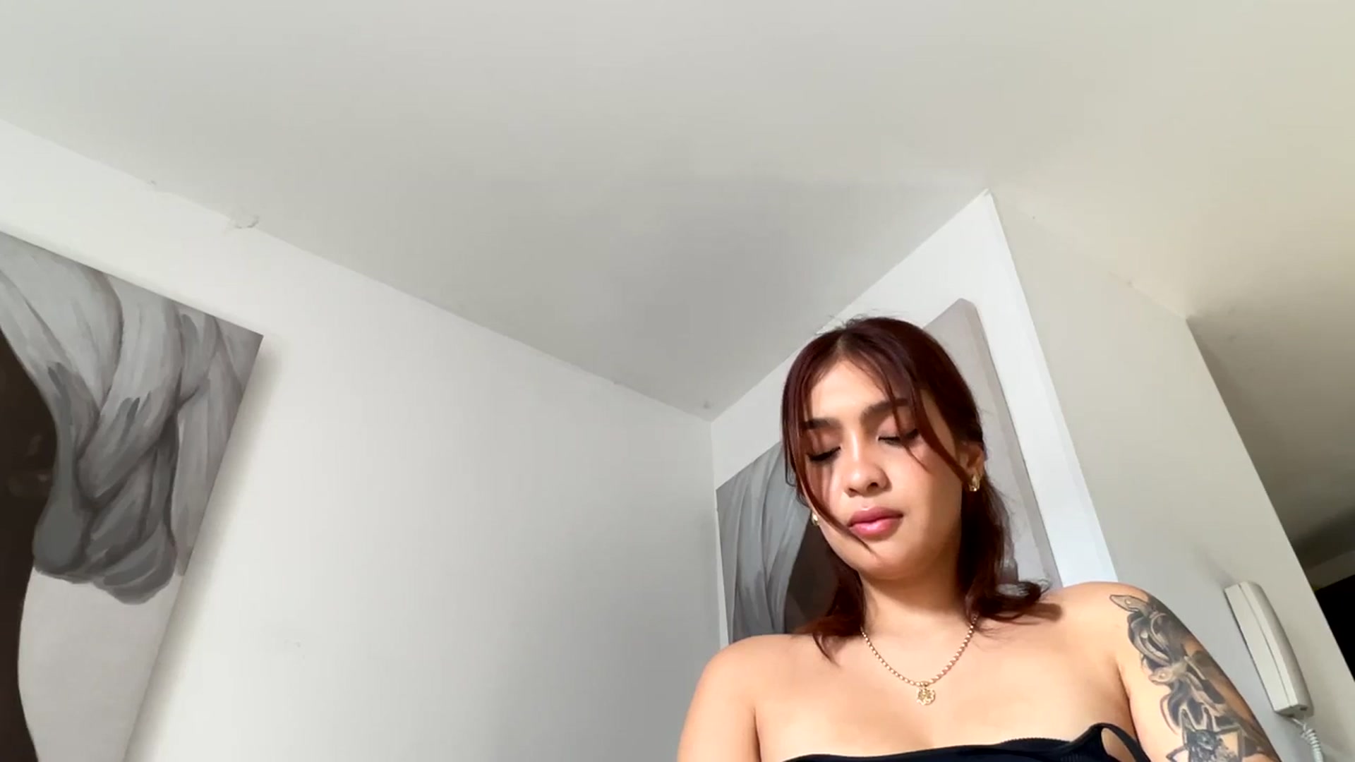 Gallery image thumbnail from Maysoon_'s myfreecams stream on, 03/01/2024, 22:16 image 9 of 20