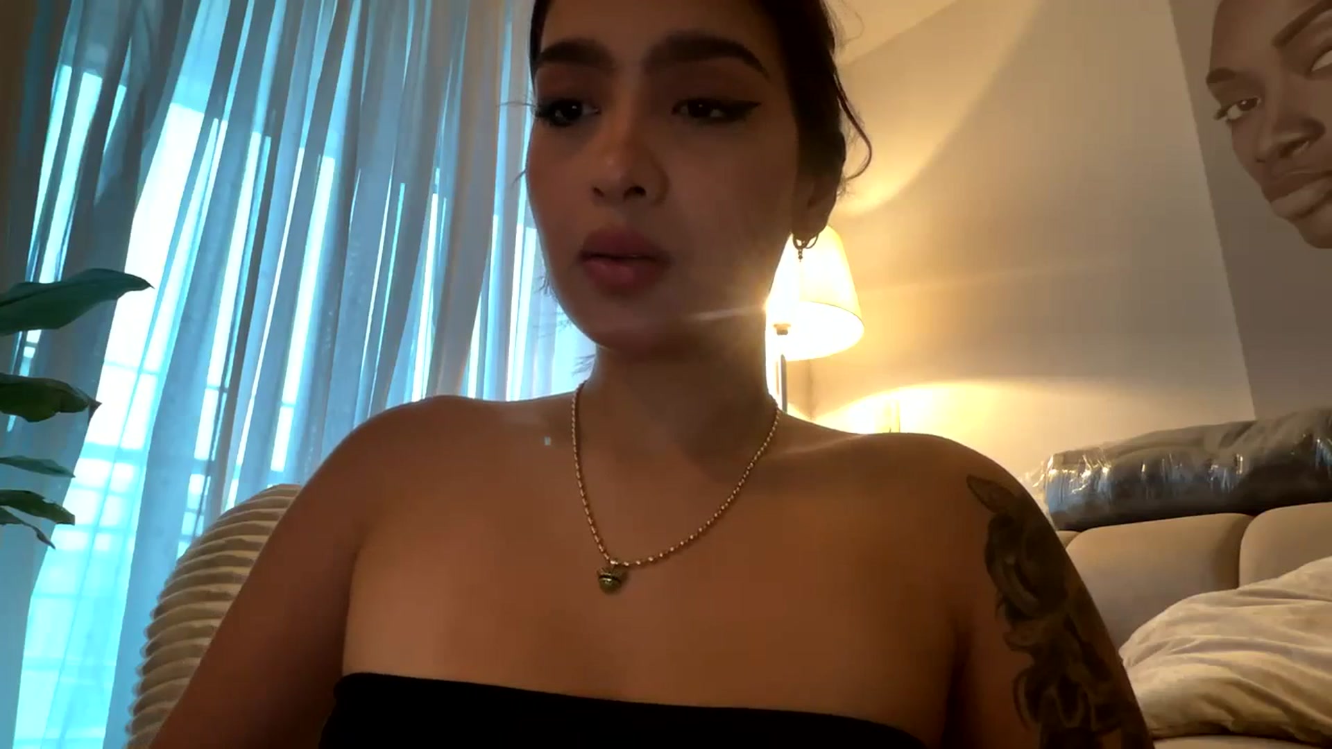Gallery image thumbnail from Maysoon_'s myfreecams stream on, 04/10/2024, 17:00 image 16 of 20