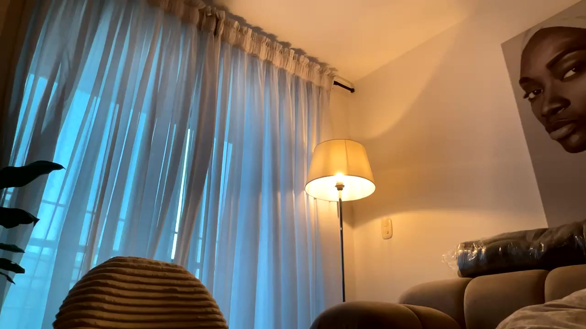 Gallery image thumbnail from Maysoon_'s myfreecams stream on, 04/10/2024, 17:00 image 9 of 20