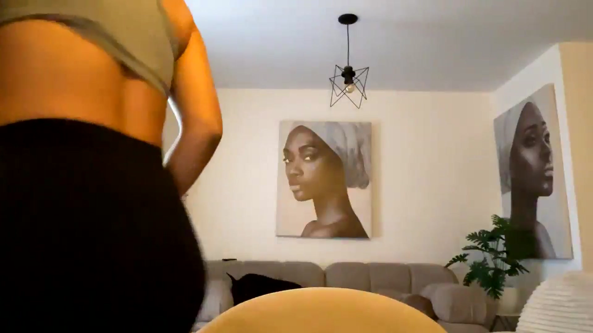 Gallery image thumbnail from Maysoon_'s myfreecams stream on, 07/27/2024, 23:14 image 13 of 20