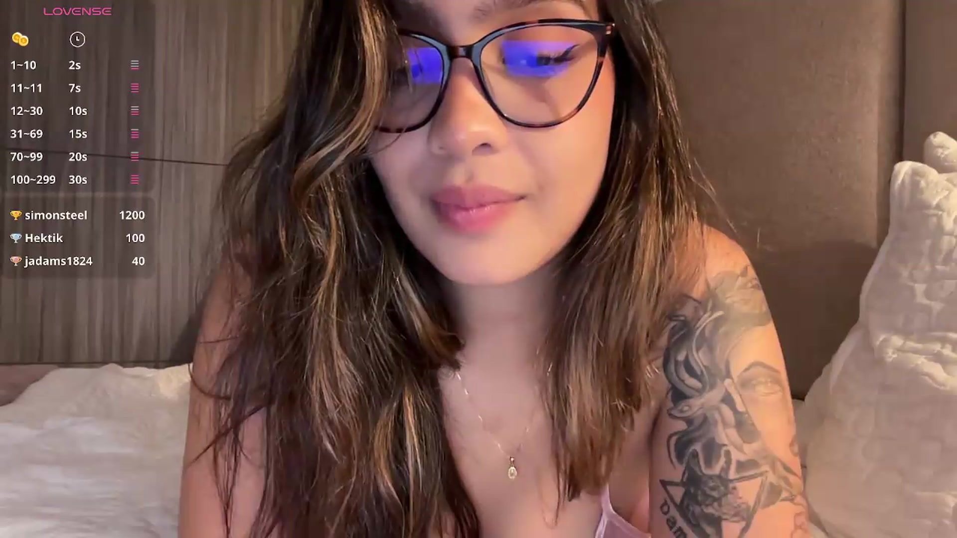 Gallery image thumbnail from Maysoon_'s myfreecams stream on, 05/15/2026, 04:28 image 4 of 20