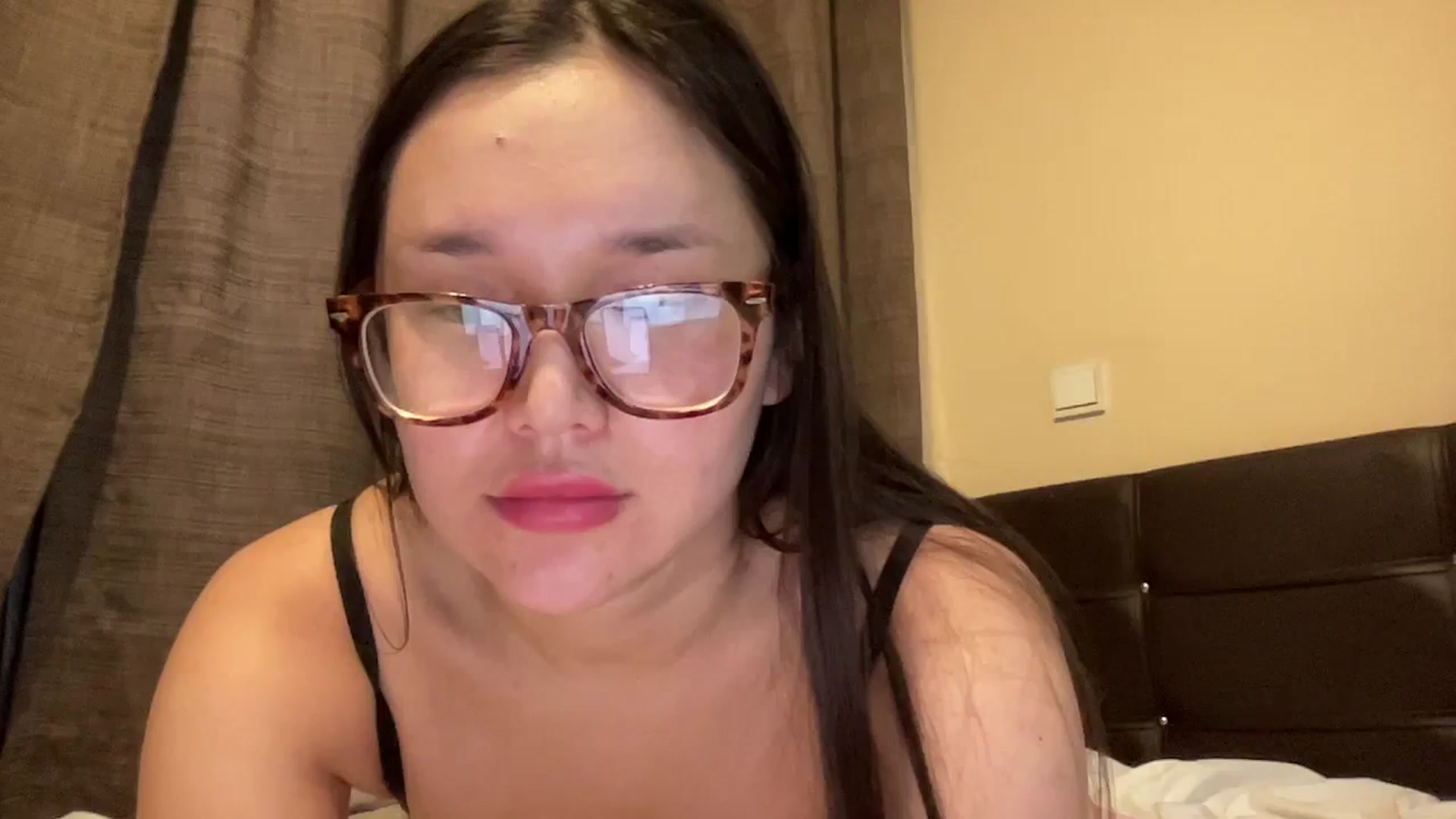 Gallery image thumbnail from Mayuko_I's myfreecams stream on, 01/24/2024, 15:44 image 3 of 20