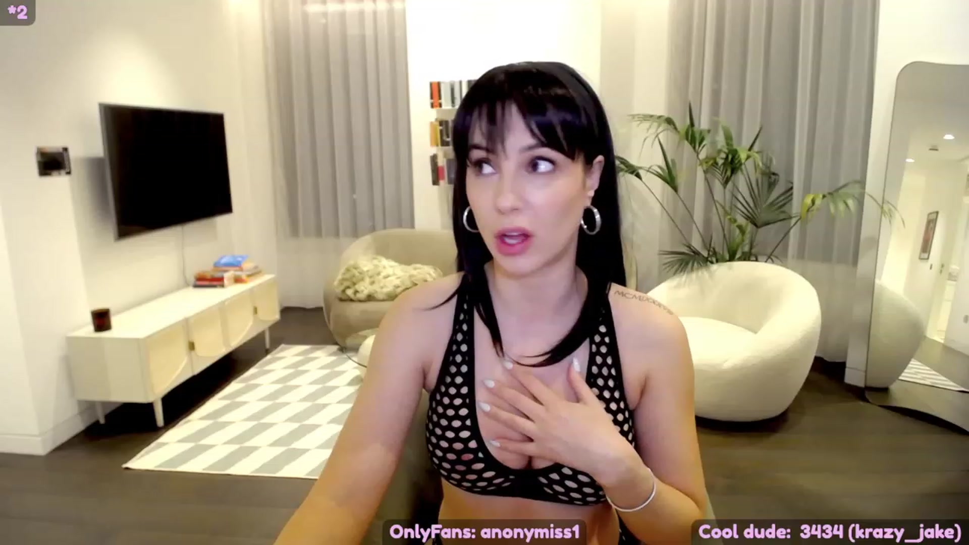 Gallery image thumbnail from Maze__'s myfreecams stream on, 02/04/2023, 24:18 image 20 of 20
