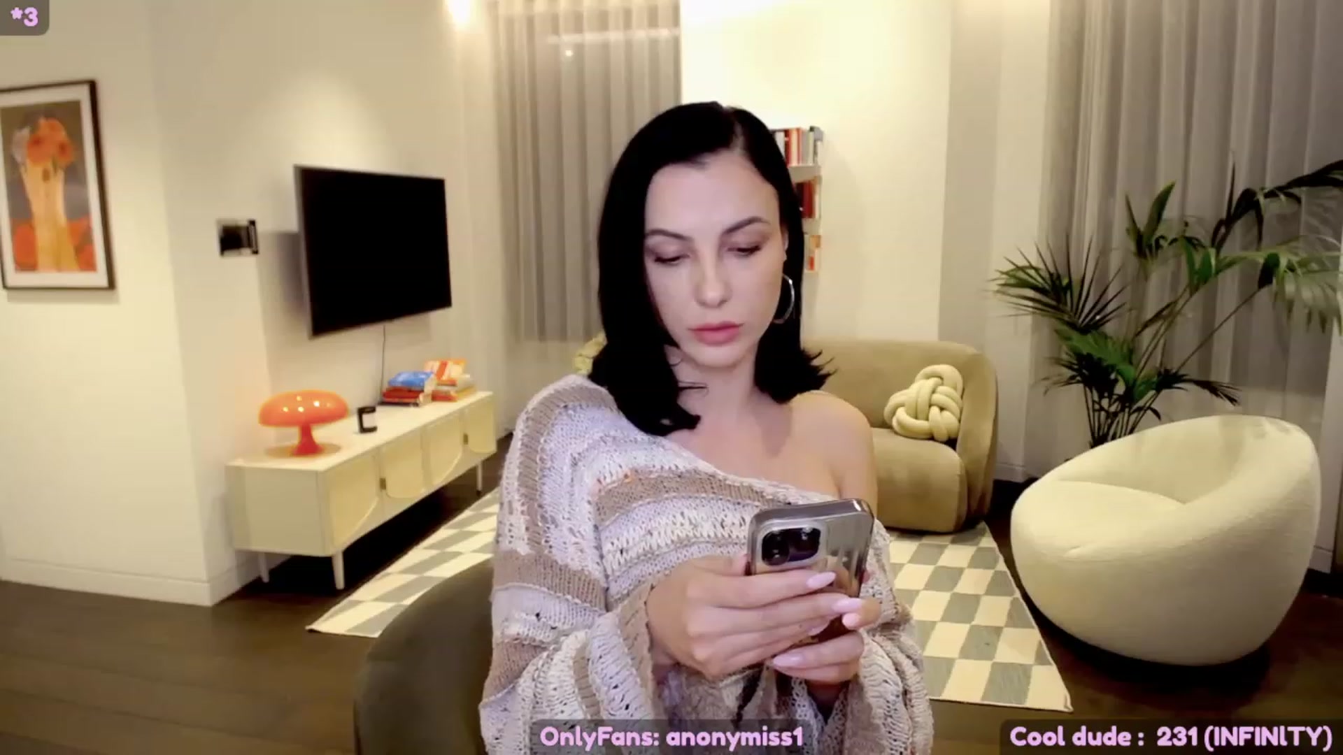 Gallery image thumbnail from Maze__'s myfreecams stream on, 03/01/2023, 24:15 image 3 of 20