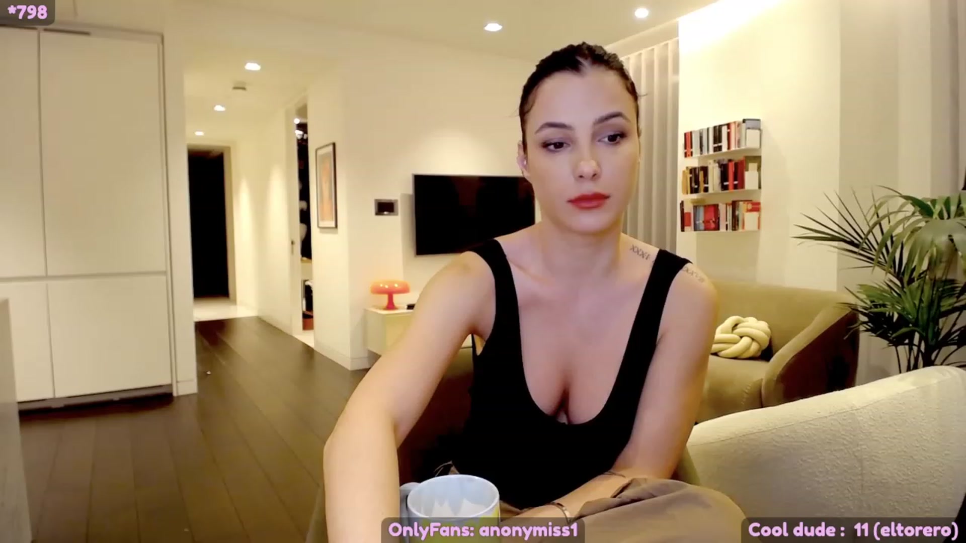 Gallery image thumbnail from Maze__'s myfreecams stream on, 03/04/2023, 20:08 image 6 of 20