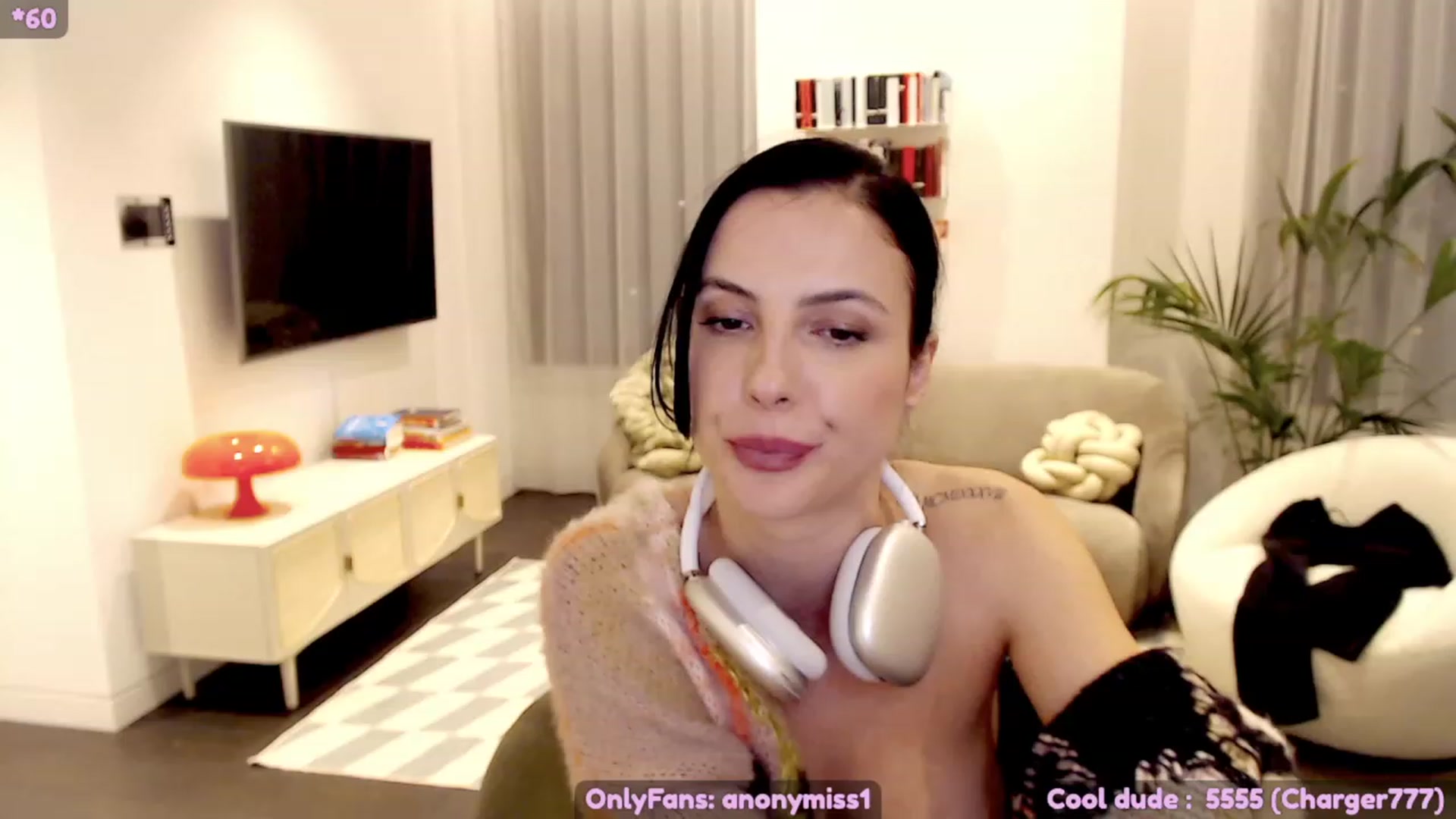 Gallery image thumbnail from Maze__'s myfreecams stream on, 03/29/2023, 22:25 image 12 of 20