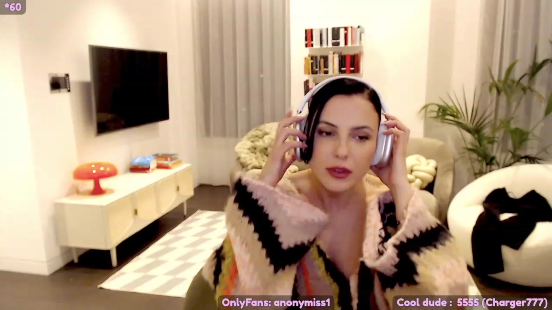 Gallery image thumbnail from Maze__'s myfreecams stream on, 03/29/2023, 22:25 image 4 of 20