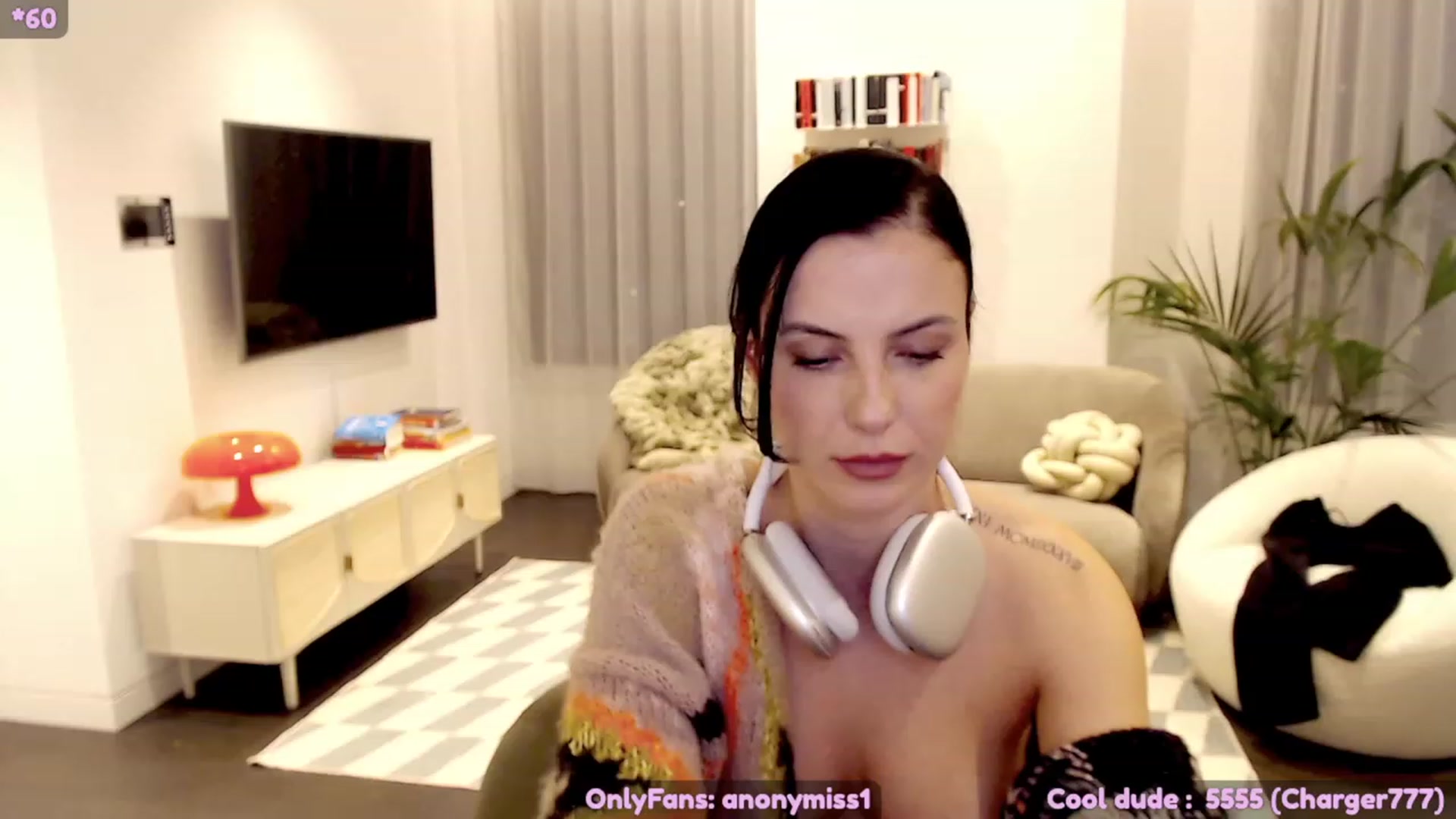 Gallery image thumbnail from Maze__'s myfreecams stream on, 03/29/2023, 22:25 image 11 of 20