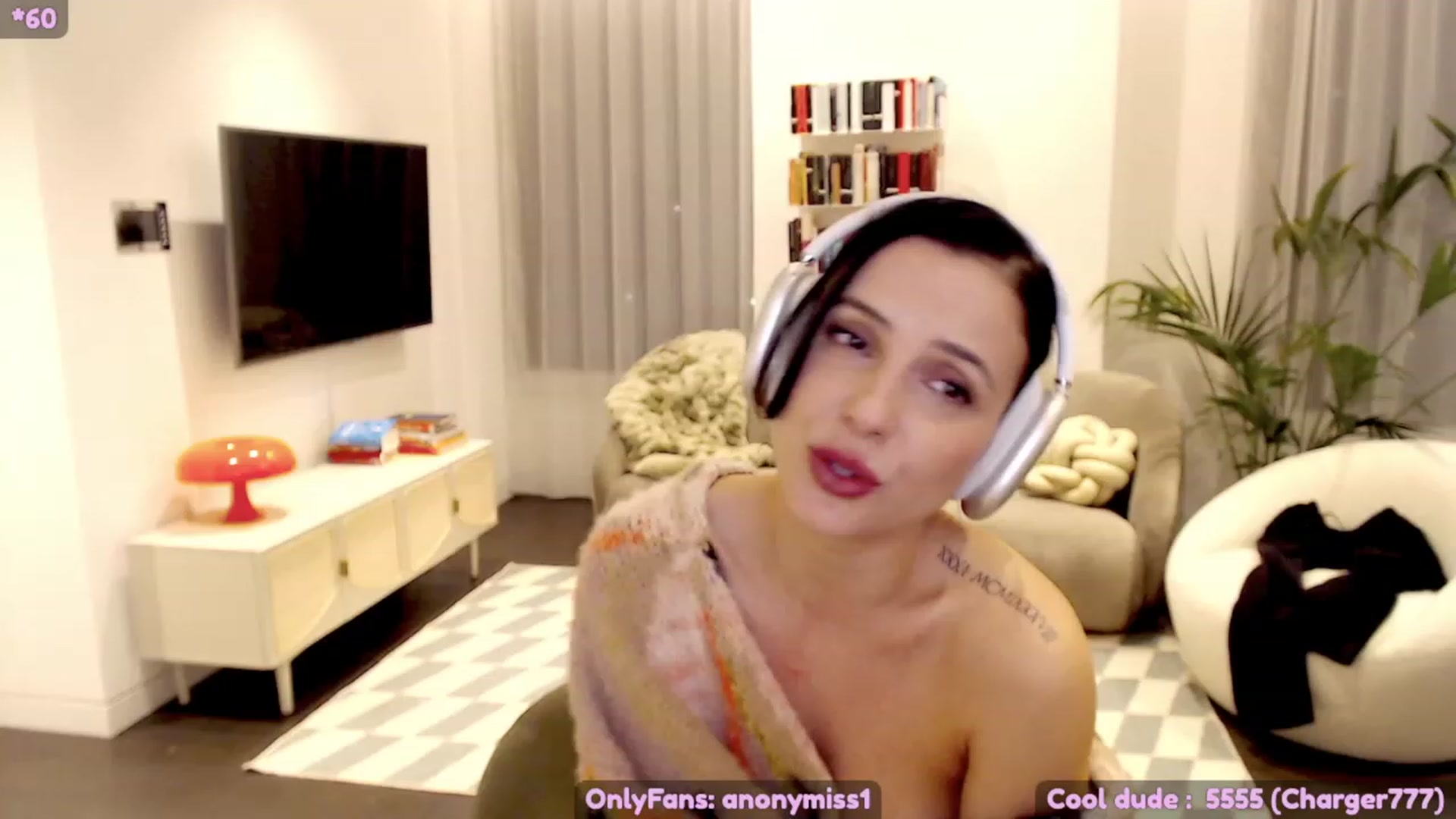 Gallery image thumbnail from Maze__'s myfreecams stream on, 03/29/2023, 22:25 image 8 of 20
