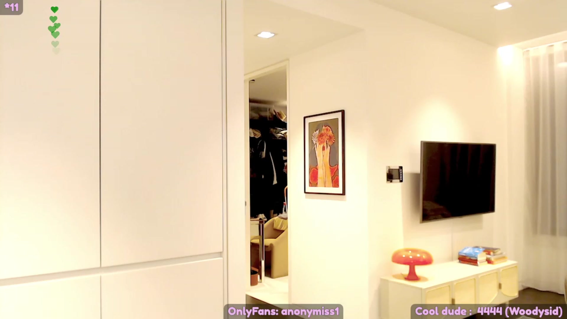 Gallery image thumbnail from Maze__'s myfreecams stream on, 04/01/2023, 21:44 image 14 of 20