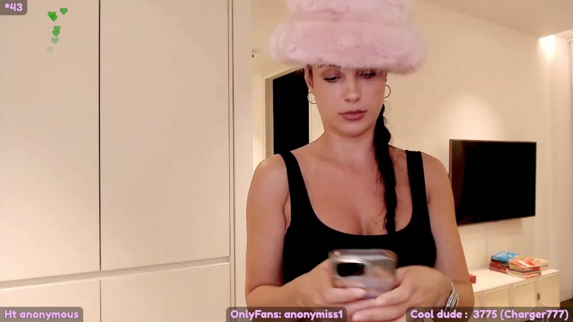 Gallery image thumbnail from Maze__'s myfreecams stream on, 05/07/2023, 21:11 image 5 of 20