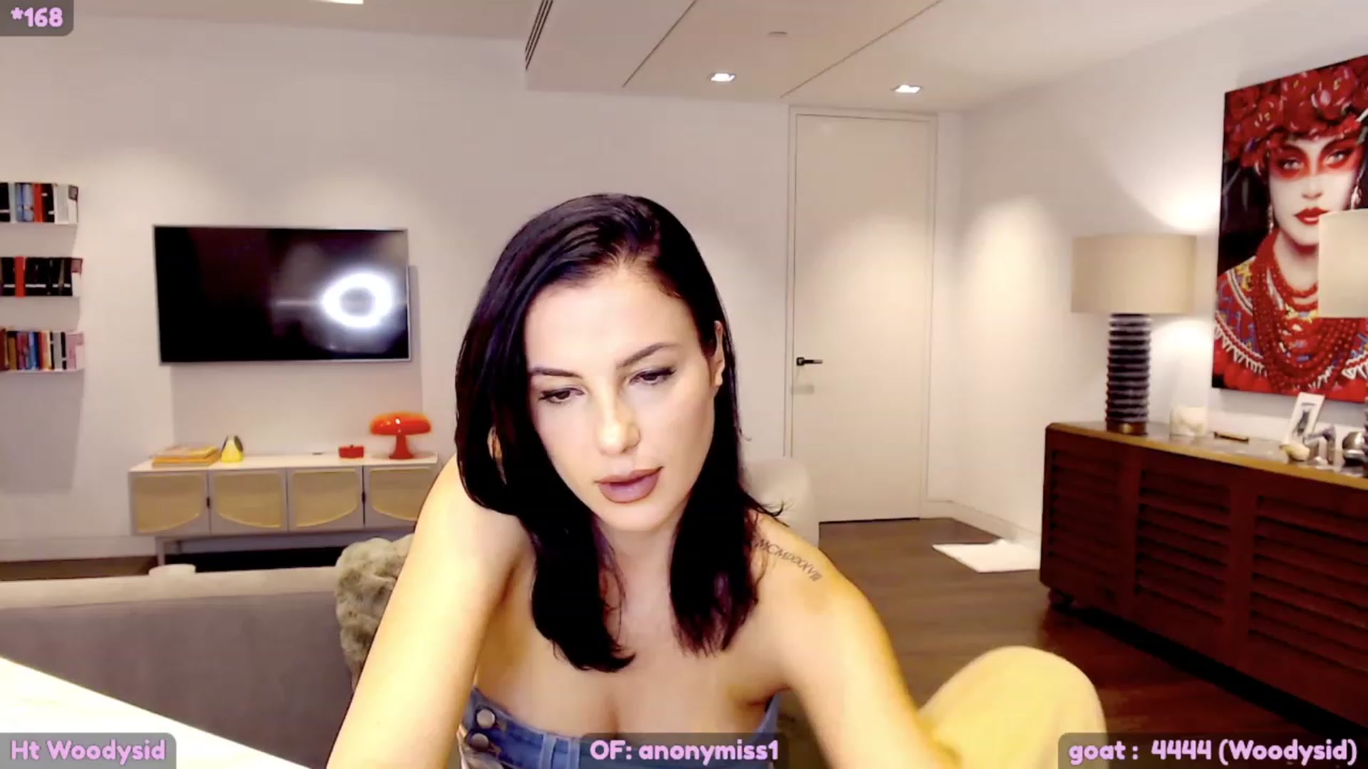 Gallery image thumbnail from Maze__'s myfreecams stream on, 12/15/2023, 22:21 image 17 of 20