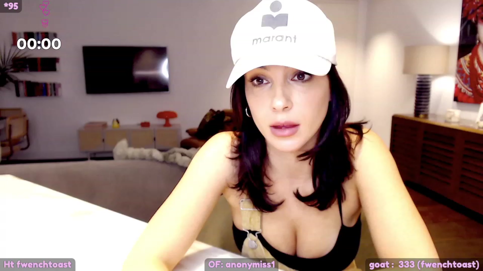Gallery image thumbnail from Maze__'s myfreecams stream on, 12/31/2023, 02:23 image 5 of 20
