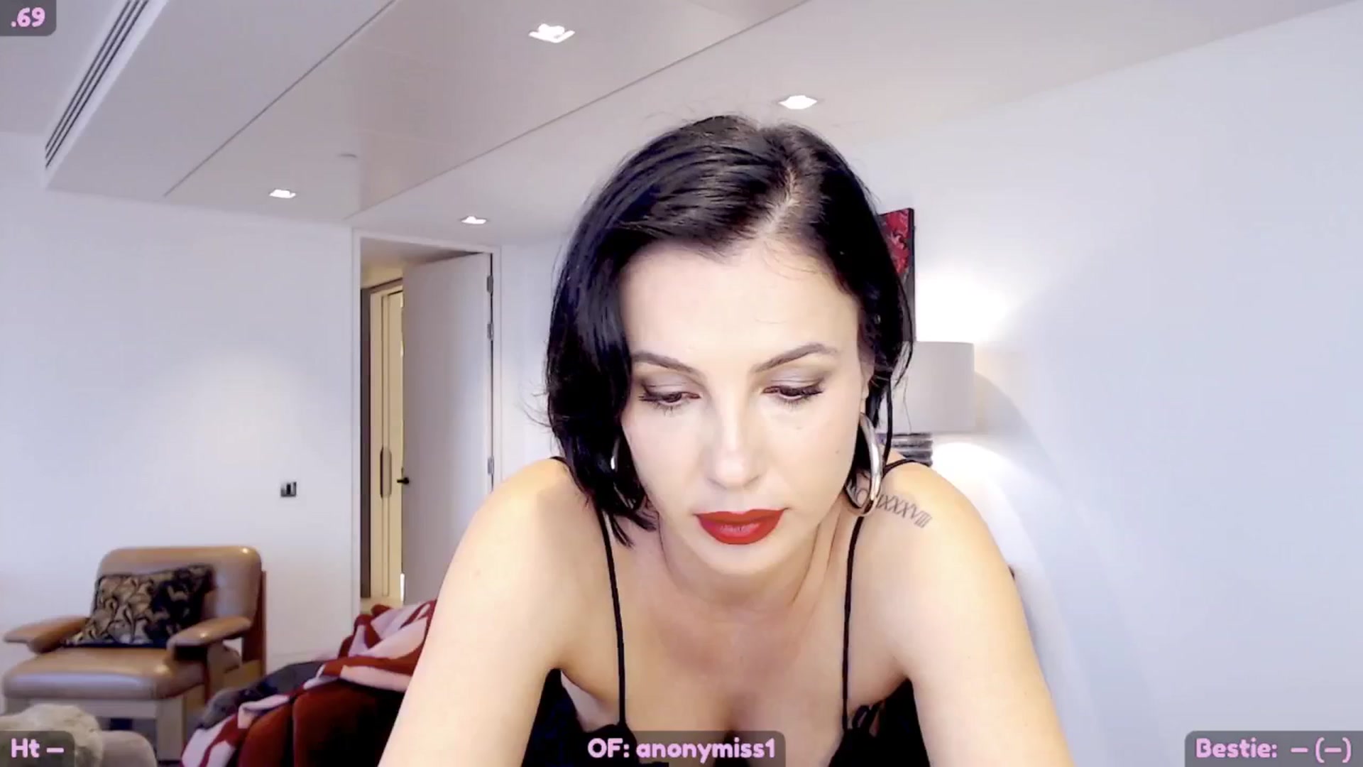 Gallery image thumbnail from Maze__'s myfreecams stream on, 06/22/2024, 19:13 image 11 of 20
