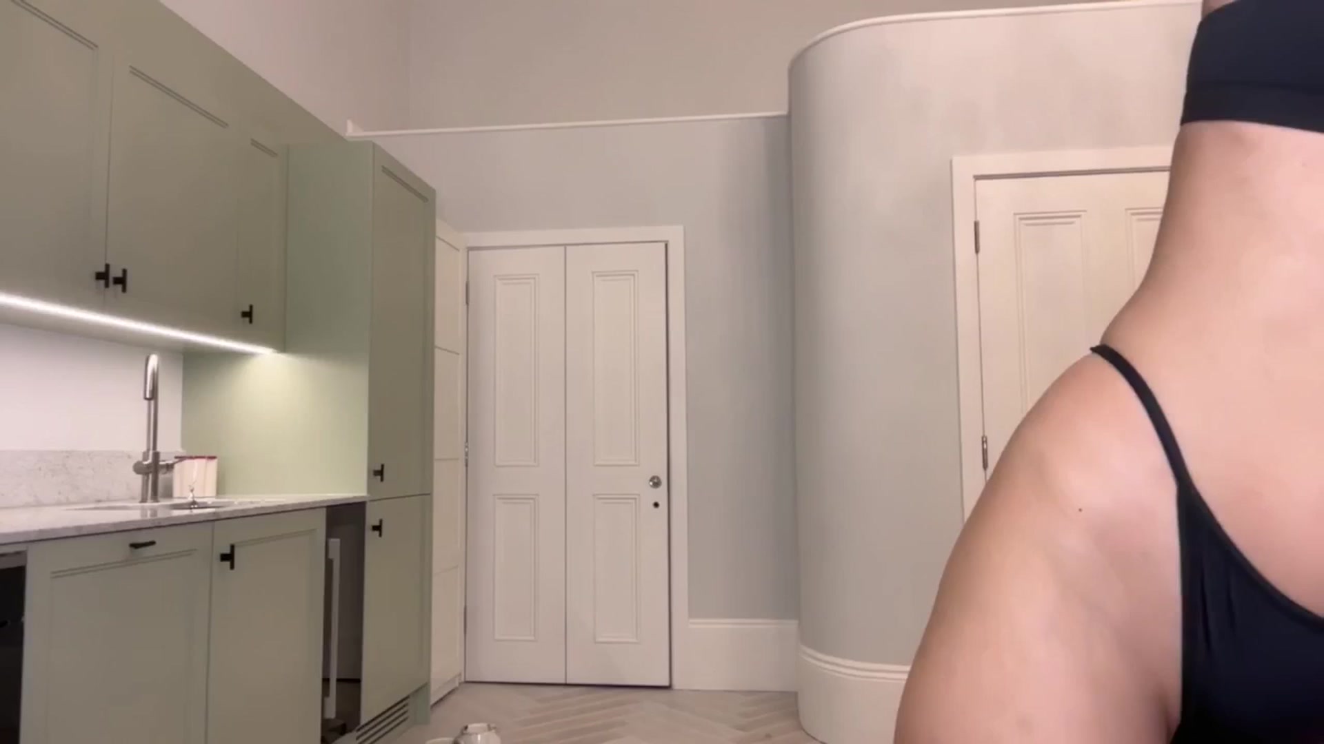 Gallery image thumbnail from Maze__'s myfreecams stream on, 09/28/2024, 23:07 image 11 of 20