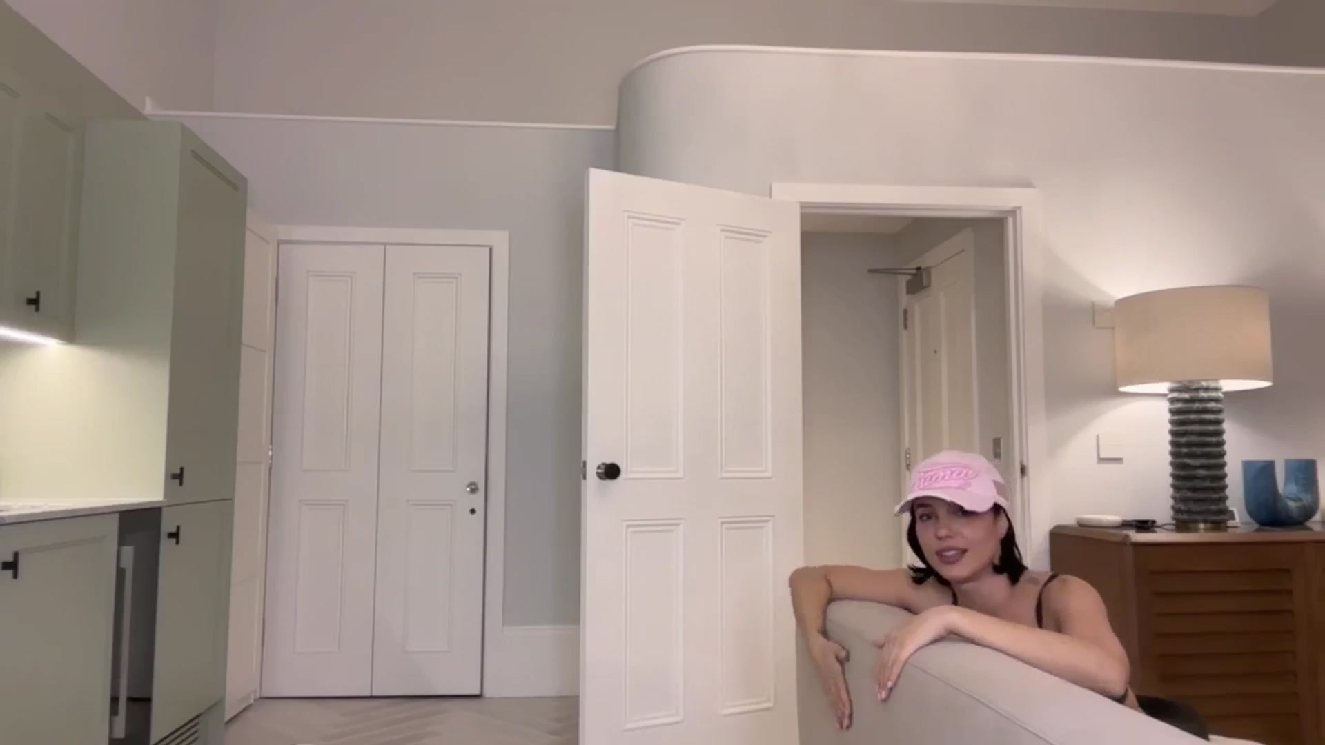 Gallery image thumbnail from Maze__'s myfreecams stream on, 09/29/2024, 24:01 image 10 of 20