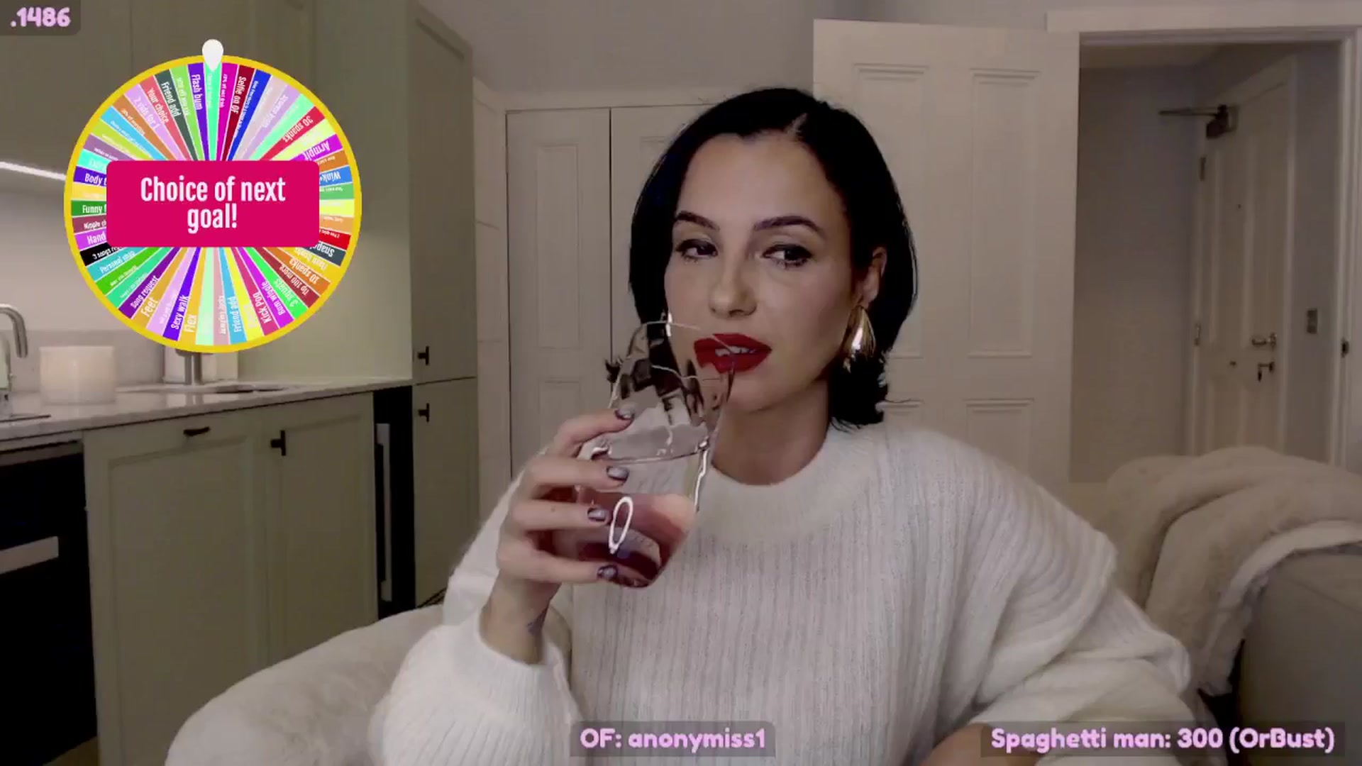 Gallery image thumbnail from Maze__'s myfreecams stream on, 10/18/2024, 19:40 image 5 of 20