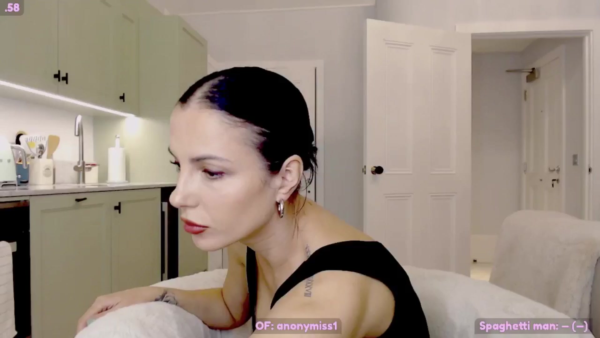 Gallery image thumbnail from Maze__'s myfreecams stream on, 11/04/2024, 22:59 image 2 of 20