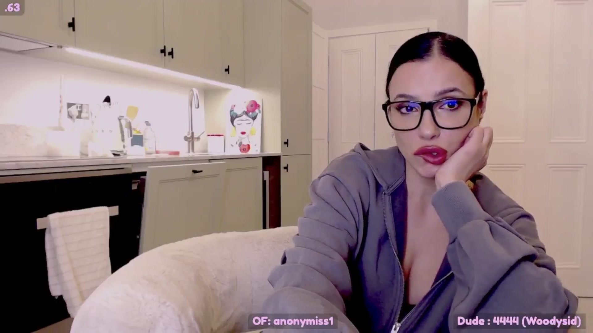 Gallery image thumbnail from Maze__'s myfreecams stream on, 11/17/2024, 01:25 image 3 of 20