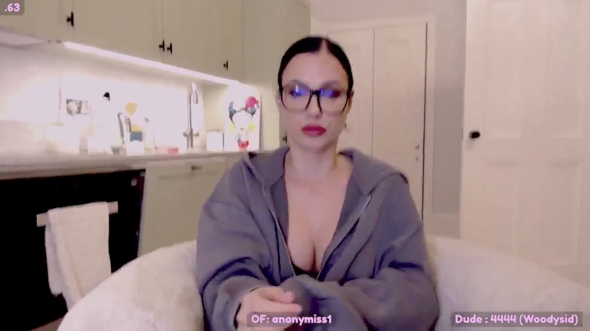 Gallery image thumbnail from Maze__'s myfreecams stream on, 11/17/2024, 01:25 image 13 of 20
