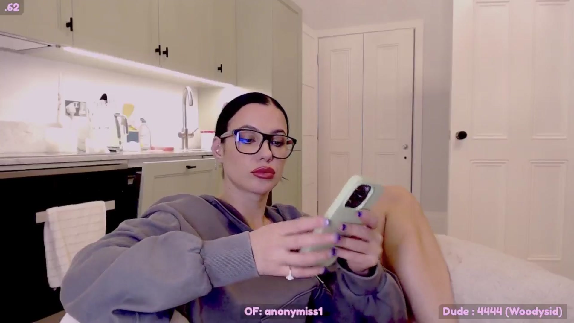 Gallery image thumbnail from Maze__'s myfreecams stream on, 11/17/2024, 01:25 image 19 of 20