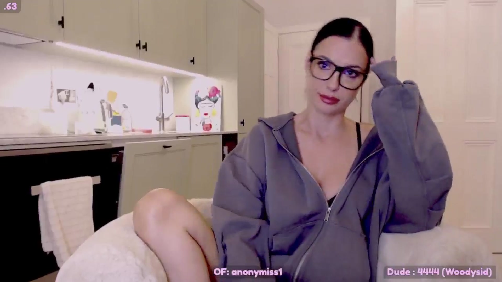 Gallery image thumbnail from Maze__'s myfreecams stream on, 11/17/2024, 01:25 image 4 of 20