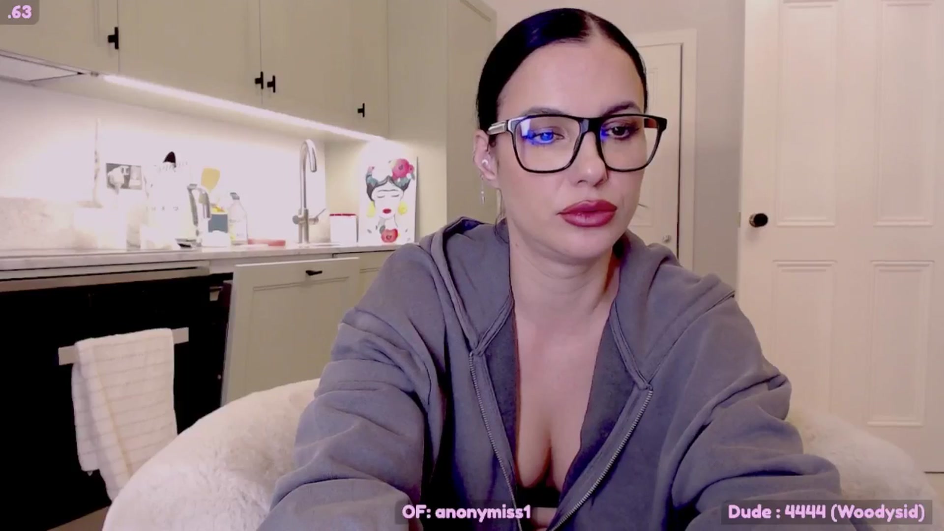 Gallery image thumbnail from Maze__'s myfreecams stream on, 11/17/2024, 01:25 image 9 of 20