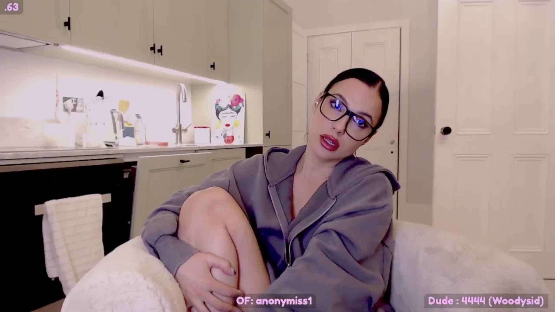 Gallery image thumbnail from Maze__'s myfreecams stream on, 11/17/2024, 01:25 image 8 of 20