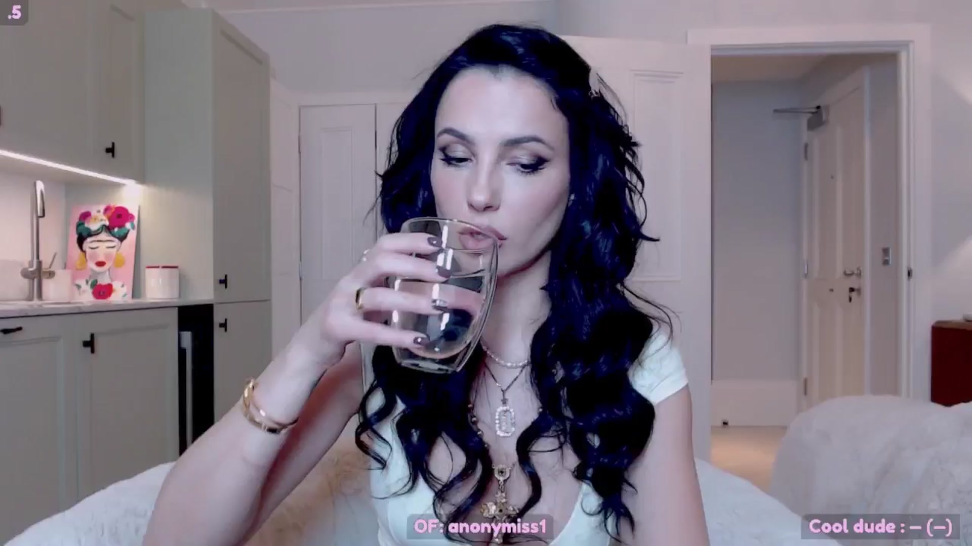 Gallery image thumbnail from Maze__'s myfreecams stream on, 02/06/2025, 20:34 image 6 of 20