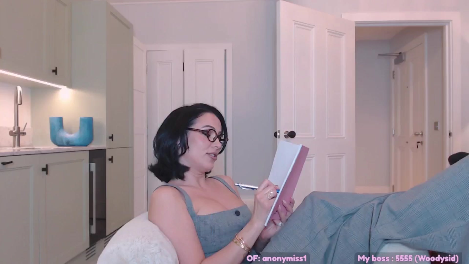 Gallery image thumbnail from Maze__'s myfreecams stream on, 02/25/2025, 24:05 image 2 of 20
